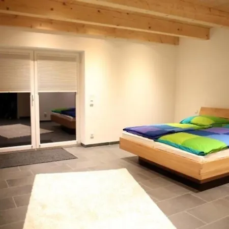 Moderne In Naturlage Am Miltenberg, Modernes Interieur, Profikueche * Miltenberg