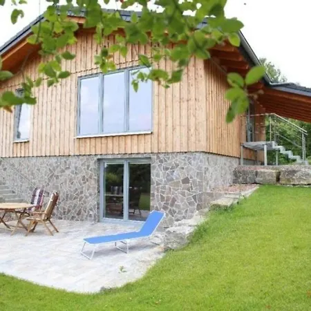 Moderne In Naturlage Am Miltenberg, Modernes Interieur, Profikueche Holiday home